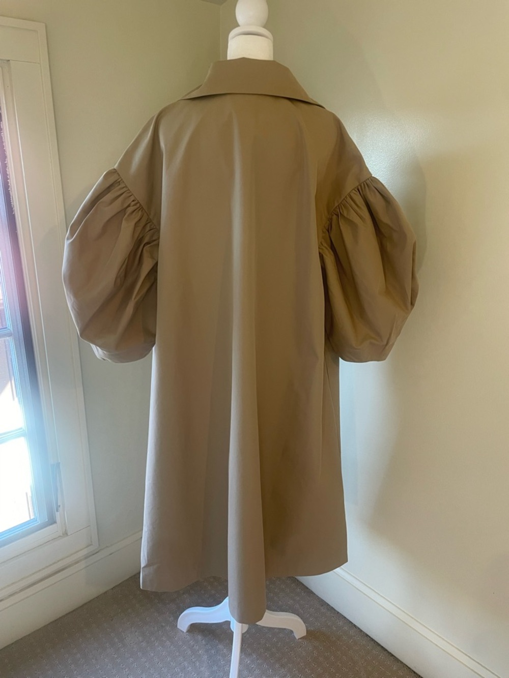 Scallop Detailed Balloon Sleeve‎ Trench Coat / Rain Coat, Khaki  Sz: S/M - Picture 15 of 16